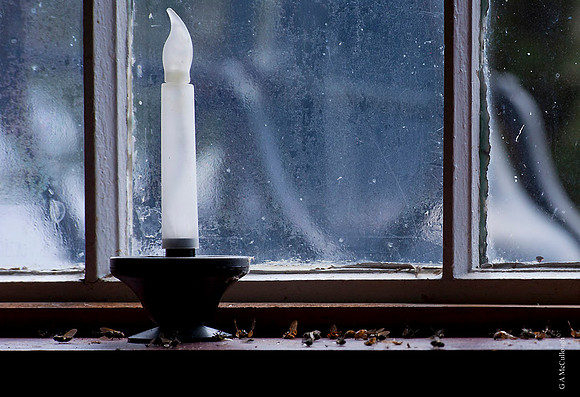 Window candle 1.37